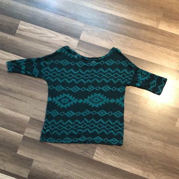 Aztec top - Picture 2 of 2